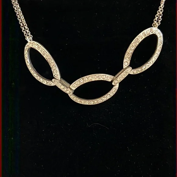 Monet silver & rhinestone necklace - Picture 2 of 3